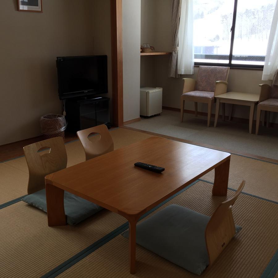 Schole Hakuba Hotel Bagian luar foto